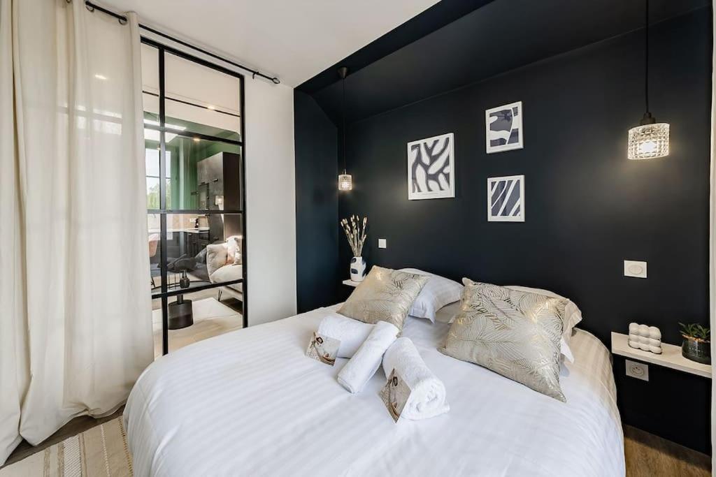 L'azur Chaleureux Et Cocooning Apartment